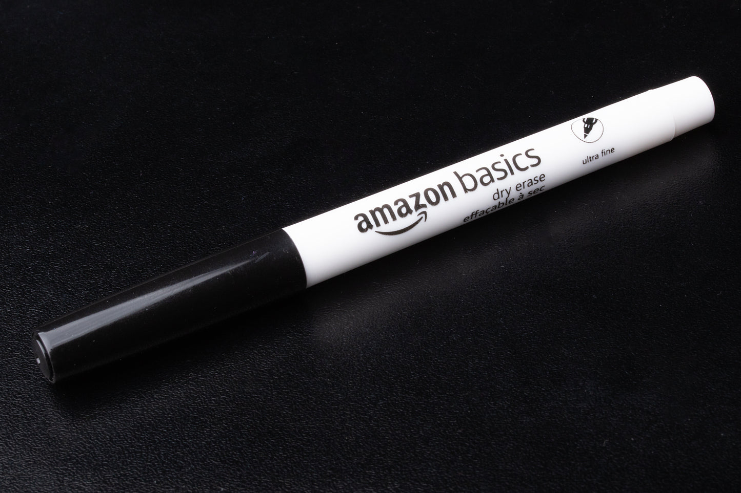 Ultra Fine tip dry erase marker