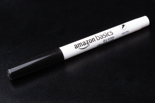 Ultra Fine tip dry erase marker